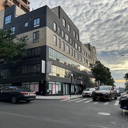 Regal Inn & Suites New York Laguardia Hotel Exterior foto